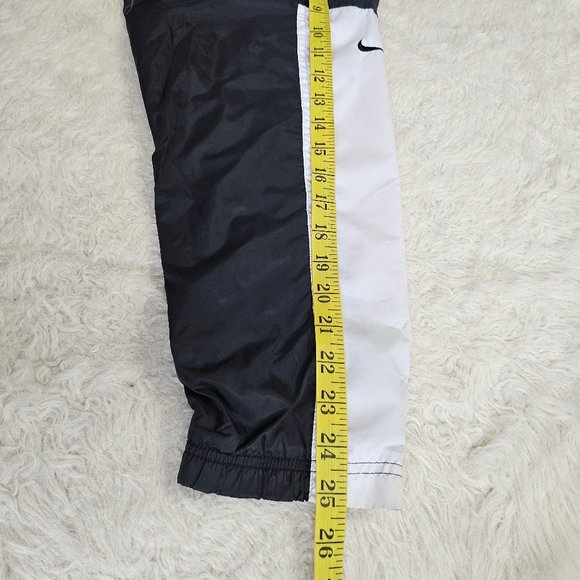 Vintage Nike Men's Black and White Full Zip Windbreaker Jacket Size XL - Picture 5 of 10